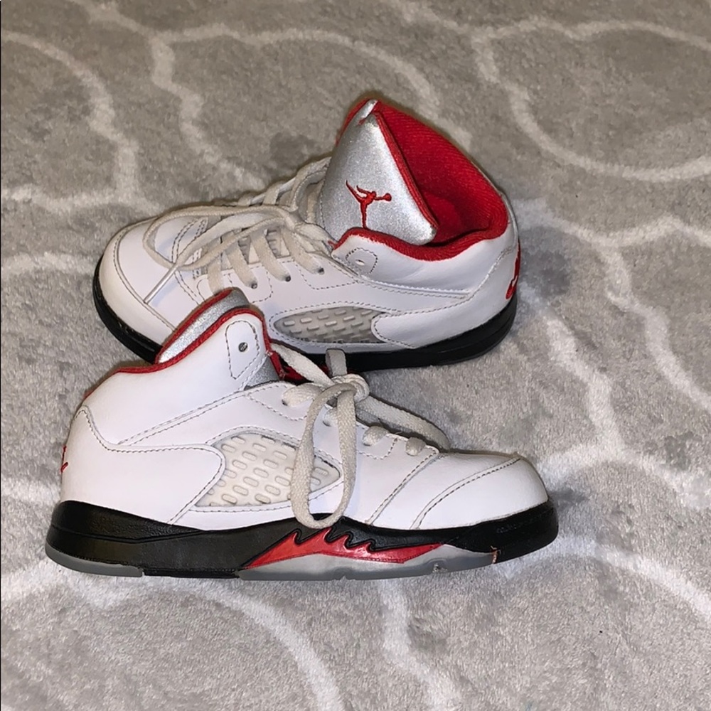 Jordan Retro 5s - Picture 4 of 5